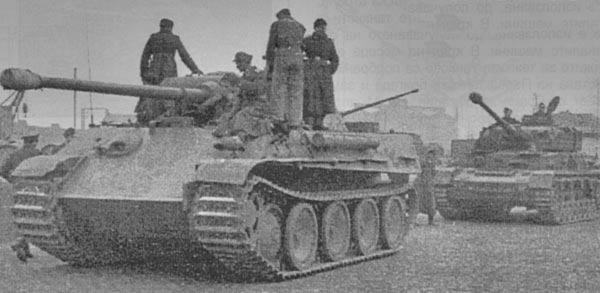   PzKpfw IV     1945